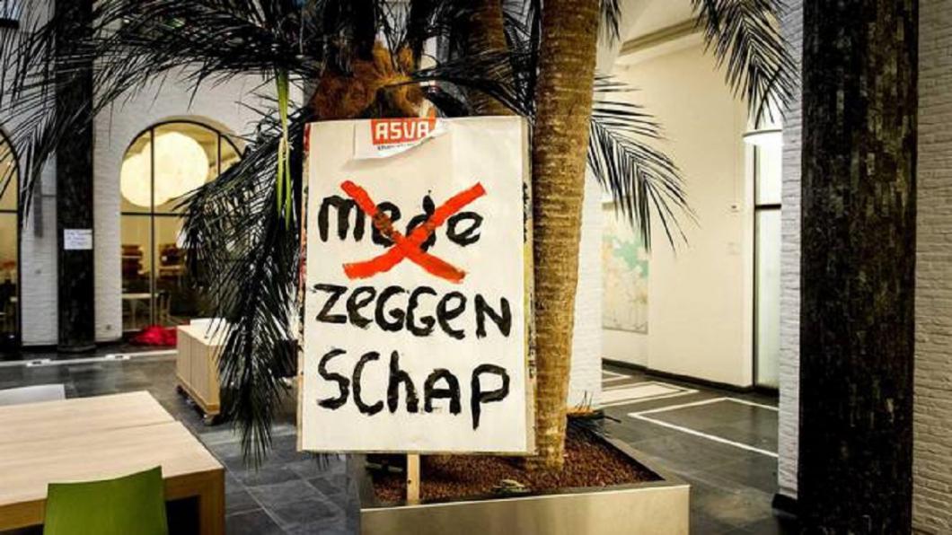 Spandoek in het Maagdenhuis