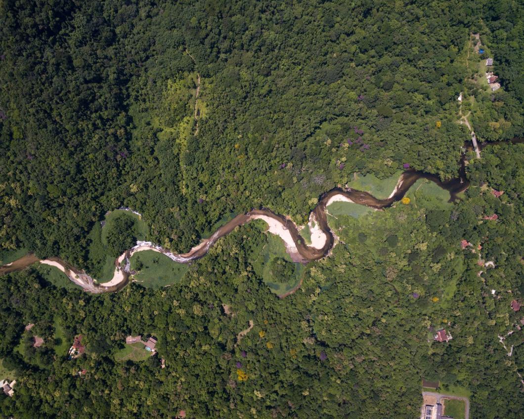 Rivier in het Amazone-gebied